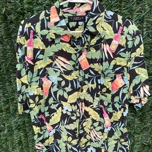 Fun bahamas style button down